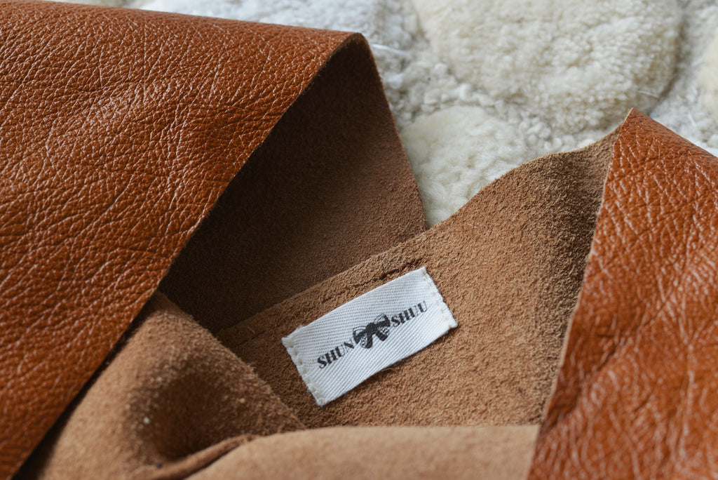 Dulce de leche - Azuma leather M